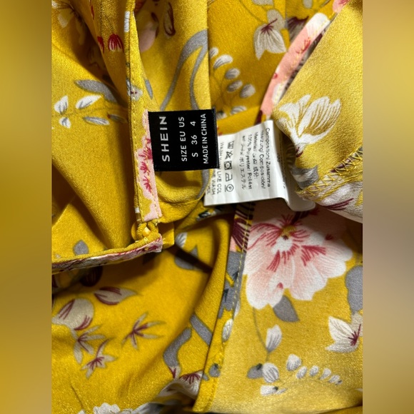 Dress - Picture 5 of 5